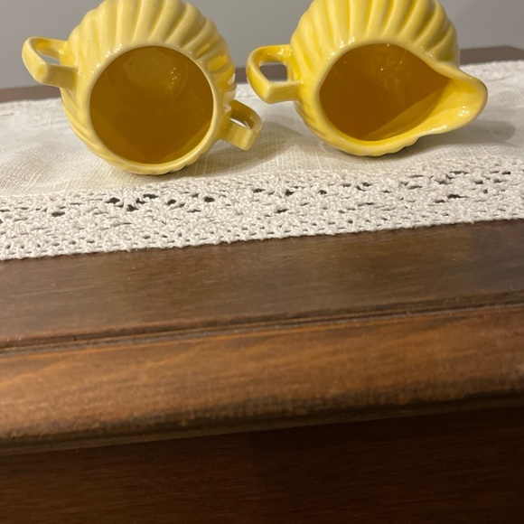 Vintage Retro Yellow Ribbed Glass Creamer & Open Sugar Bowl Set - Picture 6 of 11